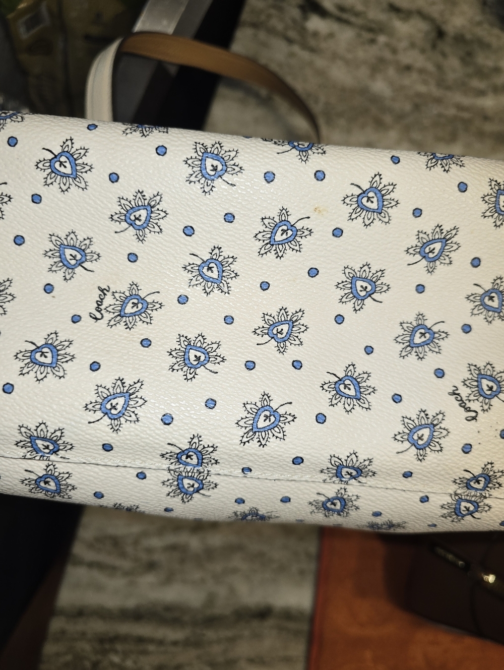 Coach Taylor Tote Forest Bud Print. - Picture 5 of 8